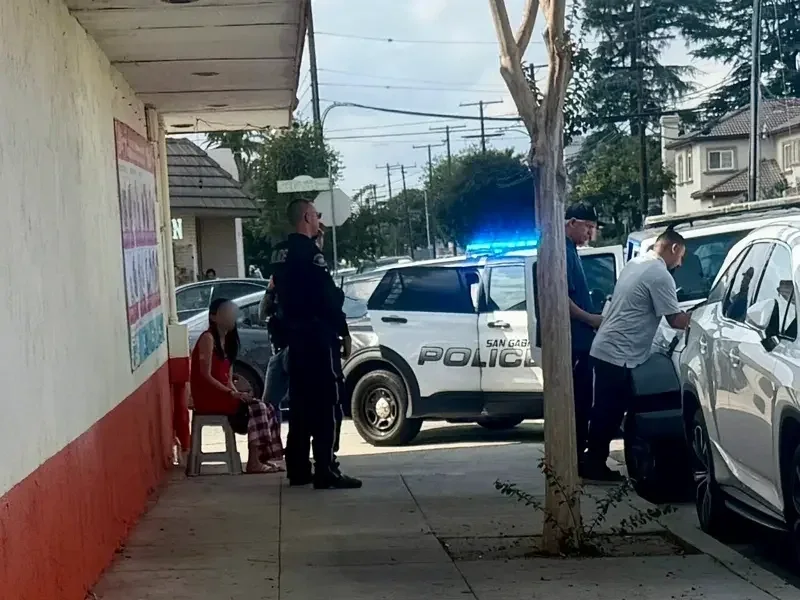 圣盖博民宅疑涉性交易遭警方调查，华女现场掩面痛哭