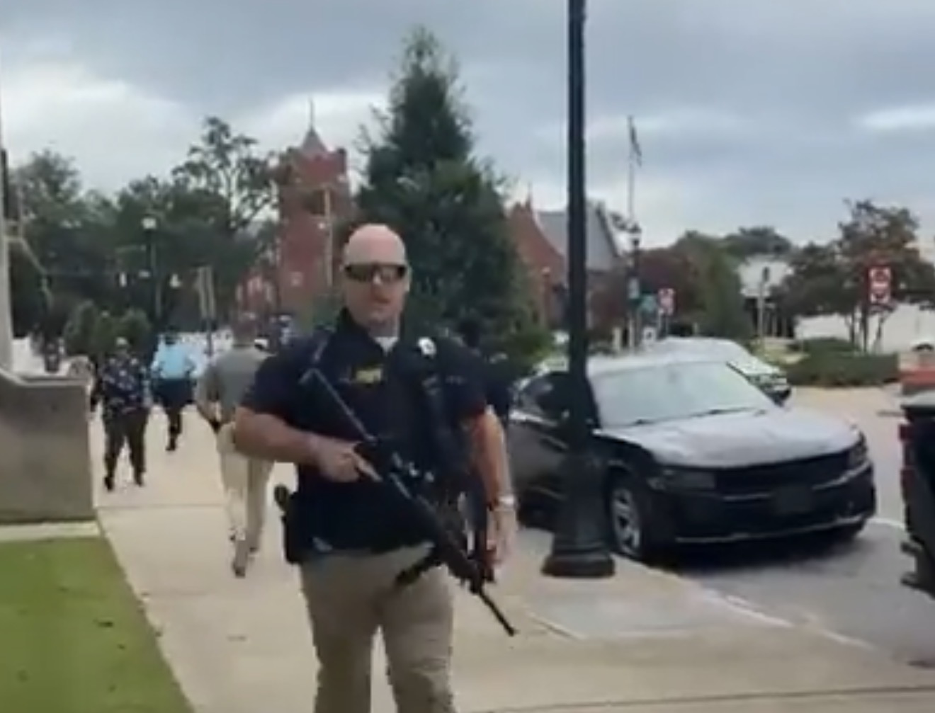 北卡罗来纳州法院ICE现场投稿